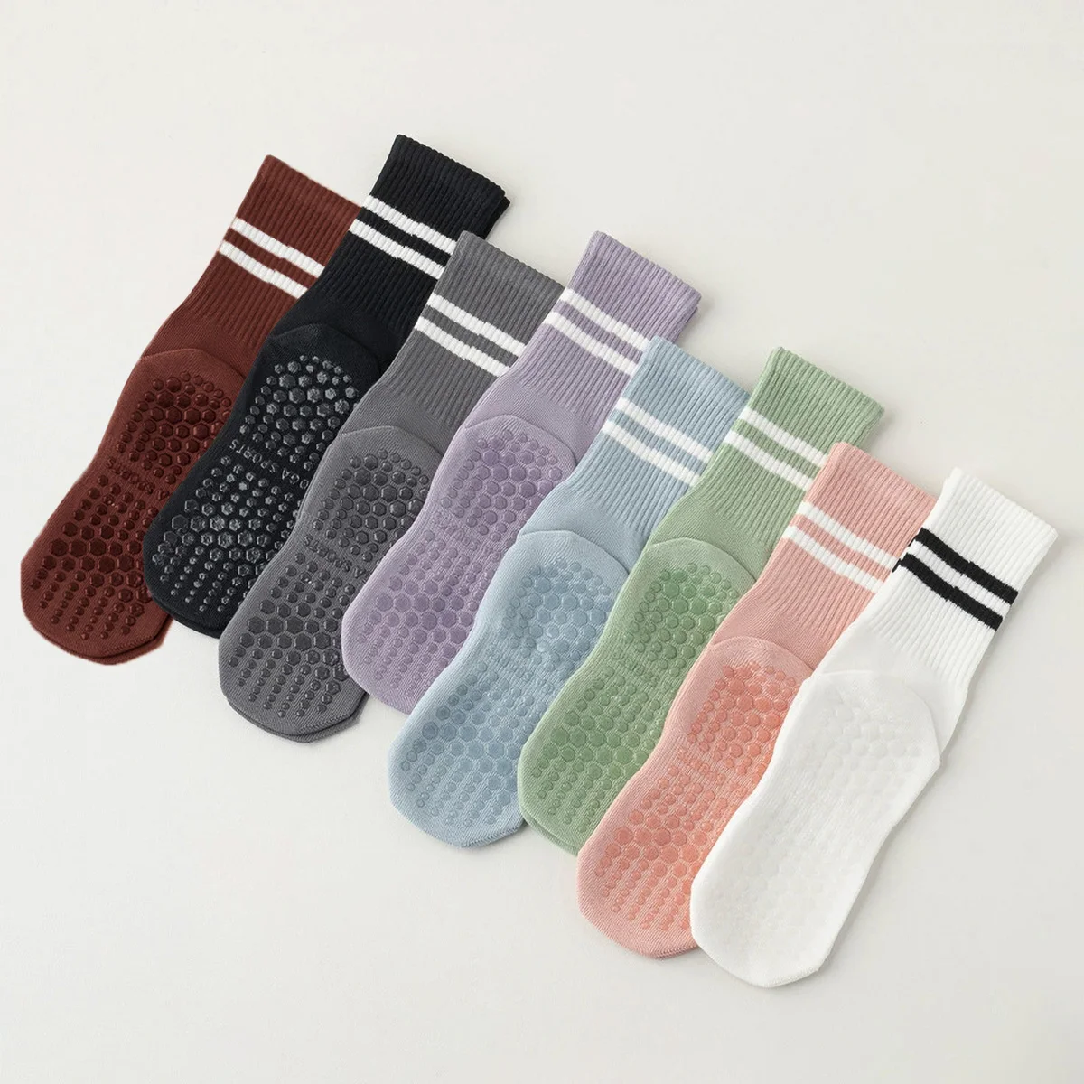 3 Pairs Long Yoga Socks with G - đánh giá và giá Pilates Yoga Barre