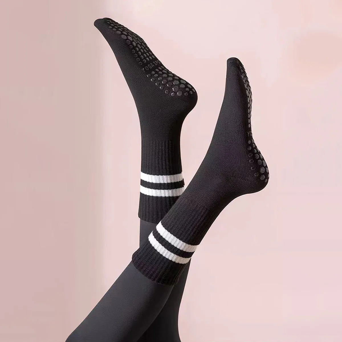 3 Pairs Long Yoga Socks with G - đánh giá và giá Pilates Yoga Barre