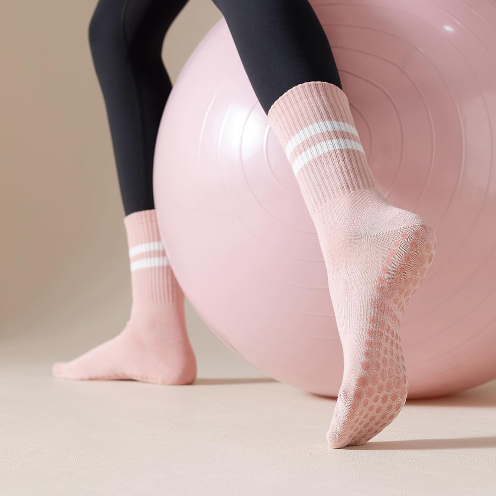 Yoga Pilates Socks with Grips  - đánh giá và giá Pilates Yoga Barre